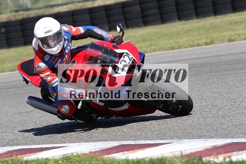 Archiv-2025/48 25.08.2025 Cornu Master School ADR/blau-bleu/122